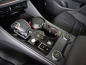 Volkswagen Touareg Elegance 3.0 TDI 4M 15 navigation