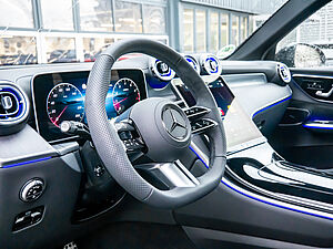 Mercedes-Benz GLC 300 4M AMG Line 19 navigation