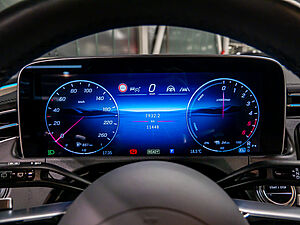 Mercedes-Benz E 300 T de 4M AMG Line 14 navigation
