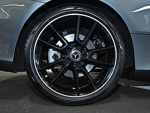 Mercedes-Benz C 220 d Cabrio AMG Line 8 navigation