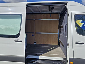 Mercedes-Benz Sprinter 317 CDI Kasten L4H2 29 navigation