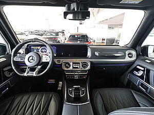 Mercedes-Benz G 63 AMG Magno 8 navigation
