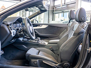 Audi A5 Cabrio 40 TFSI S line 16 navigation