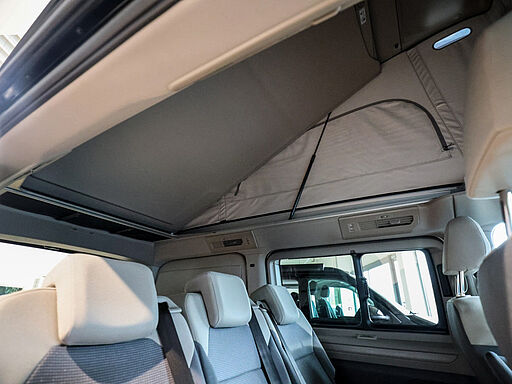 Volkswagen T7 California 2.0 TDI Beach Camper 6