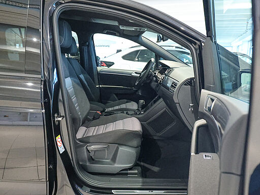 Volkswagen Touran Highline 2.0 TDI DSG 2