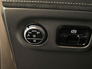 Mercedes-Benz EQE 350 AMG Line 22 navigation