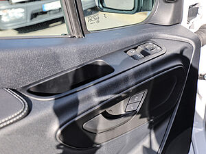 Mercedes-Benz Sprinter 317 CDI Tourer L2H2 29 navigation