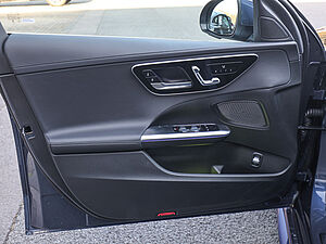 Mercedes-Benz C 220 d 4M T AMG Sport Edition 27 navigation