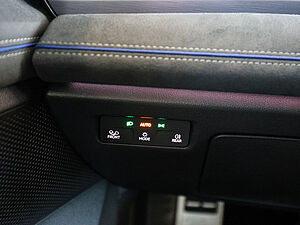 Volkswagen Passat R-Line 2.0 TDI 4M 28 navigation