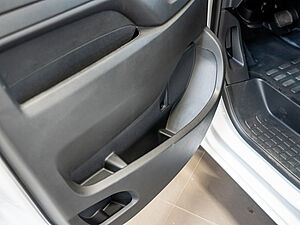 Peugeot Expert e-L2 KW 100kW - 75kWh Vollelektrisch Autom.; SH; Navi 18 navigation