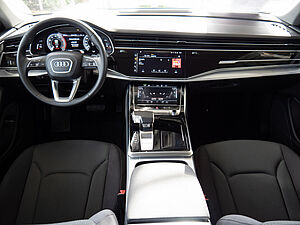 Audi Q8 55 TFSI e quattro 8 navigation