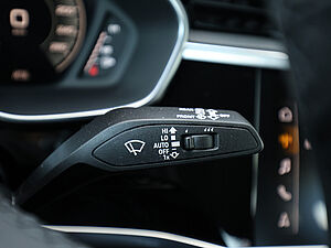 Audi Q3 S line 35 TDI quattro 30 navigation