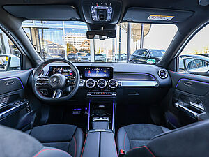 Mercedes-Benz GLB 200 AMG Line 6 navigation