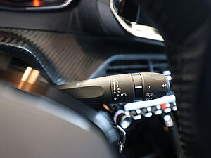 Peugeot 2008 Active Pack 22 navigation