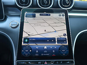 Mercedes-Benz C 220 d T Avantgarde Advanced 11 navigation