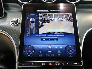 Mercedes-Benz C 200 T AMG Sport Advanced Plus 14 navigation