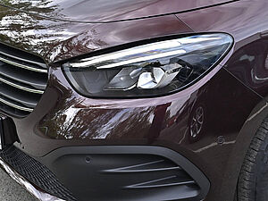 Mercedes-Benz T 180 d PROGRESSIVE Standard 28 navigation