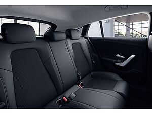 Mercedes-Benz CLA 250 e Shooting Brake 9 navigation