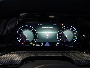 Volkswagen Golf VIII Variant R-Line 2.0 TDI DSG 22 navigation