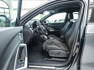 Audi Q3 S line 35 TDI quattro S tronic 10 navigation