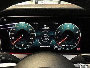 Mercedes-Benz E 53 AMG 4M T 16 navigation