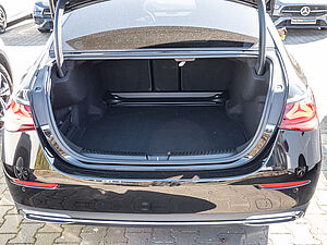 Mercedes-Benz E 220 d Avantgarde Advanced Plus 19" 20 navigation