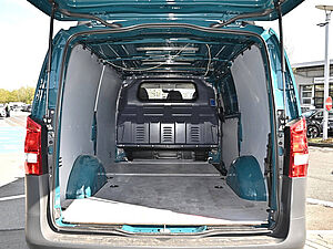 Mercedes-Benz Vito 110 CDI Kasten Lang 27 navigation