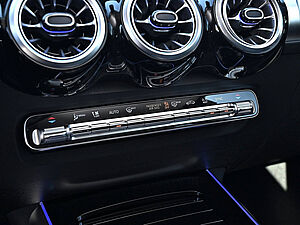 Mercedes-Benz GLB 200 d 11 navigation