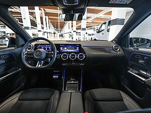 Mercedes-Benz B 250 4M AMG Sport Premium 8 navigation