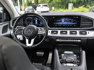 Mercedes-Benz GLE 400 d AMG 4M Coupe 9 navigation