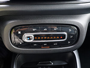 Smart fortwo coupe electric drive 10 navigation
