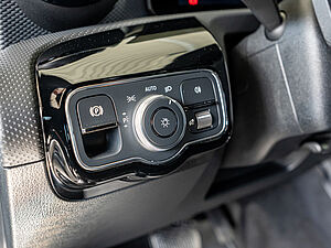 Mercedes-Benz CLA 250 e Progressive 19 navigation