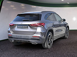 Mercedes-Benz GLA 250 e AMG Line 4 navigation