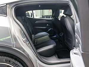 Peugeot 408 GT HYBRID 145 e-DSC6 38 navigation