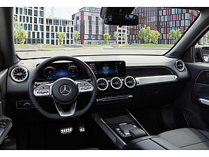 Mercedes-Benz EQB 250 AMG Sport Advanced 2 navigation