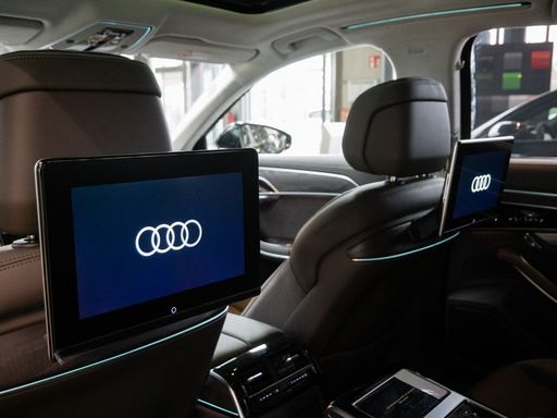 Audi A8 60 TFSI e quattro tiptronic TV Pano Matrix 9