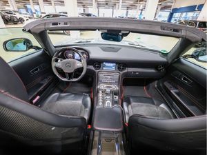Mercedes-Benz SLS AMG GT Roadster maximum Carbon Xenon Navi 9 navigation