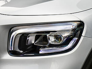 Mercedes-Benz GLB 200 d 33 navigation