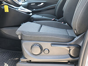 Mercedes-Benz V 250 d EDITION Lang 9 navigation