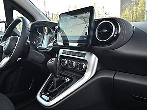 Mercedes-Benz T 180 d PROGRESSIVE Standard 6 navigation