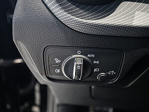 Audi Q2 S line 35 TFSI 31 navigation