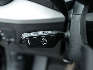 Audi Q2 35 TFSI S Line Black 29 navigation
