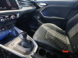 Audi A1 allstreet 35 TFSI 17 navigation