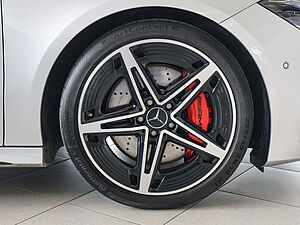Mercedes-Benz CLA 45 AMG SB S 4M 5 navigation