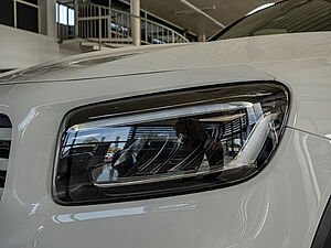 Mercedes-Benz GLB 250 4M Progressive Advanced 31 navigation