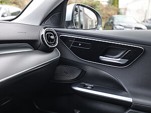 Mercedes-Benz C 180 T Avantgarde Advanced 16 navigation