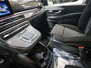 Mercedes-Benz V 220 d Style Lang 16 navigation