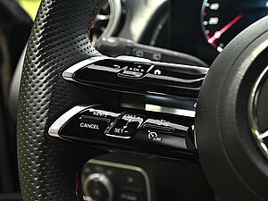 Mercedes-Benz GLB 250 4M AMG Sport Advanced Plus 17 navigation