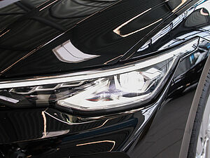 Volkswagen Golf VIII Variant Life 2.0 TDI 34 navigation