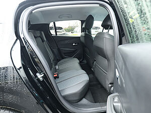 Peugeot 208 Neuer Allure PureTech 100 4 navigation